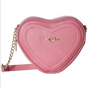 Betsey Johnson ❤️Heart Crossbody